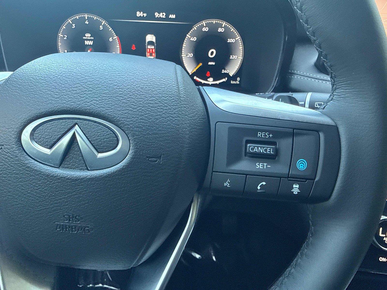 Used 2025 INFINITI QX60 Luxe w/ Cargo Package FWD image 19