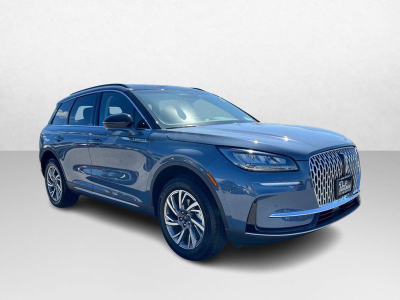 Used 2025 Lincoln Corsair Premiere AWD w/ Equipment Group 101A image 3