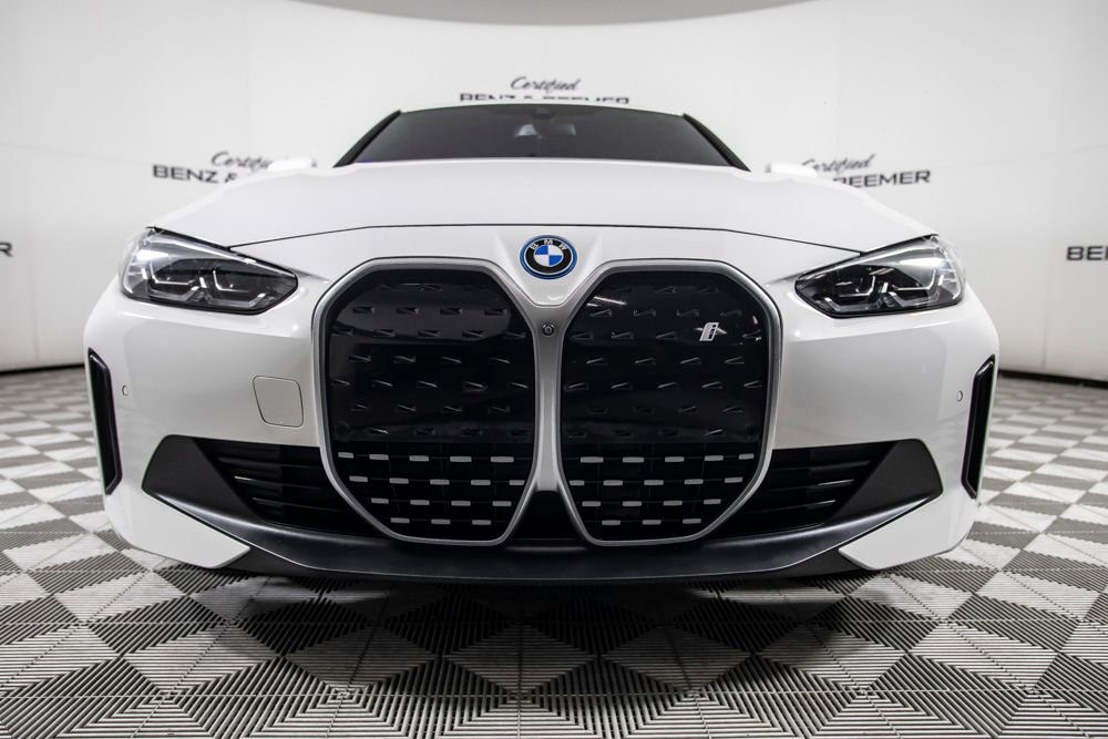 Used 2023 BMW i4 eDrive35 w/ Premium Package RWD image 5