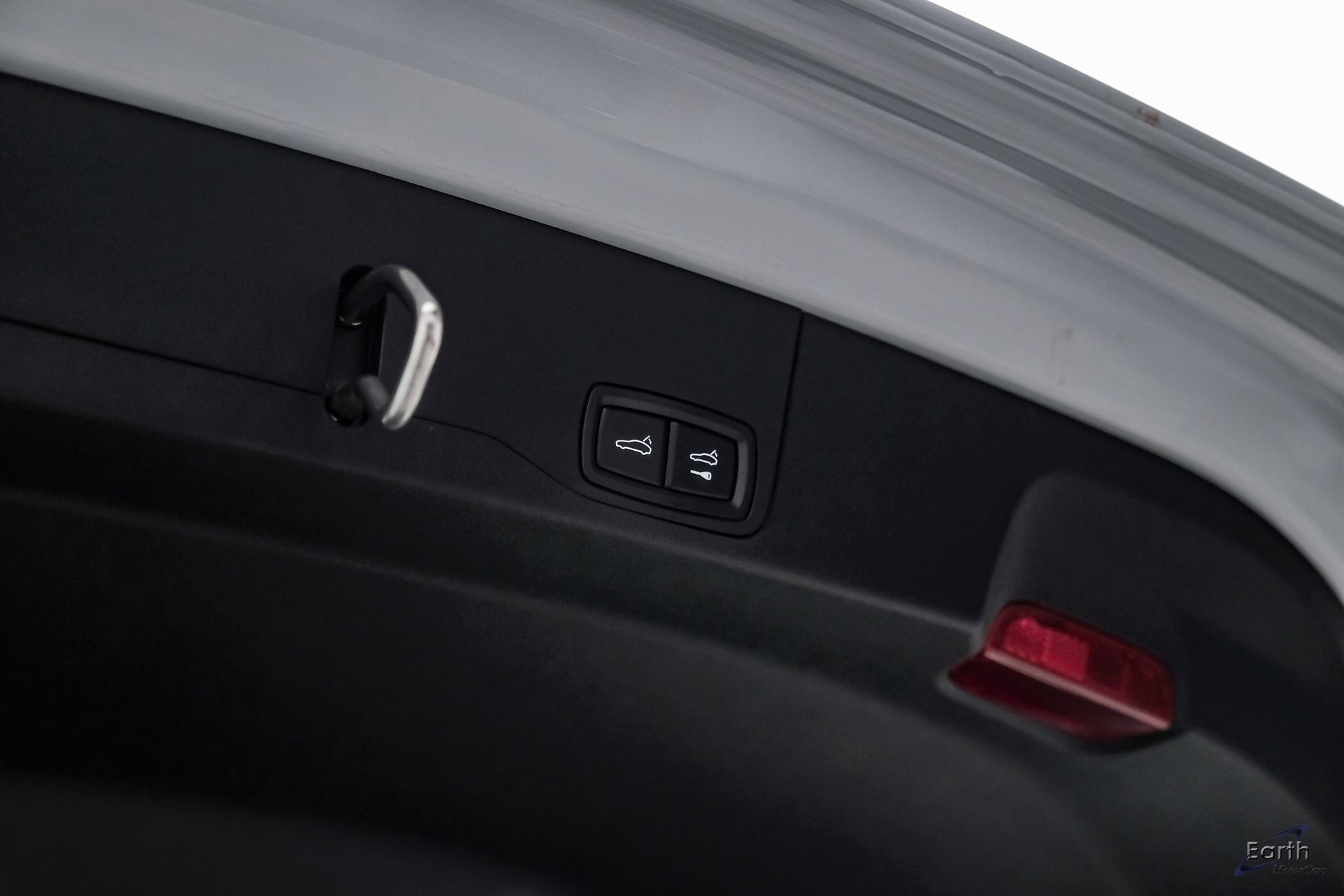 Used 2023 Porsche Taycan GTS w/ Premium Package image 90