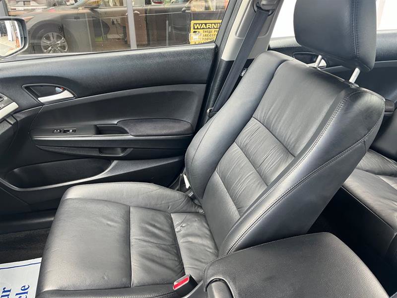 Used 2011 Honda Accord SE image 12