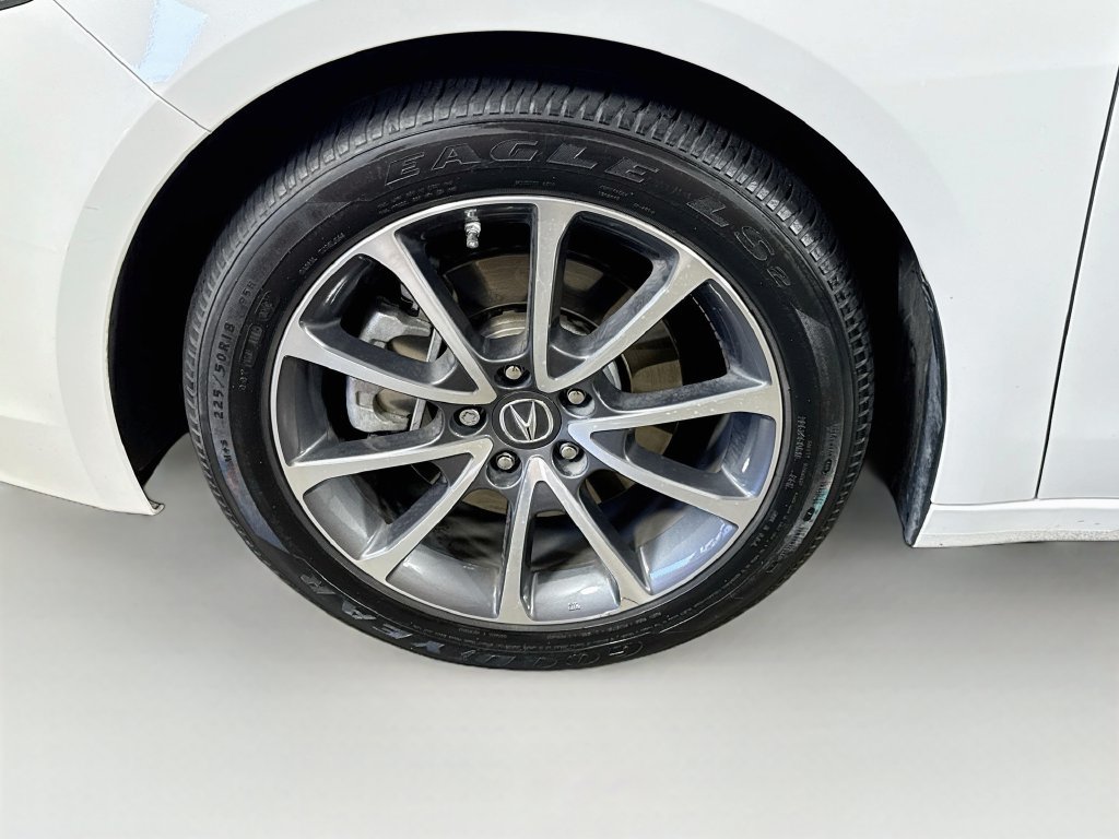 Used 2017 Acura TLX w/ Technology Package AWD/4WD image 40