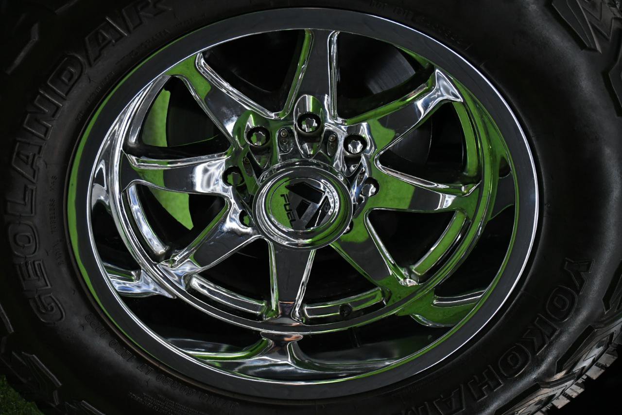 Used 2016 Ford F350 Platinum w/ FX4 Off-Road Package image 10