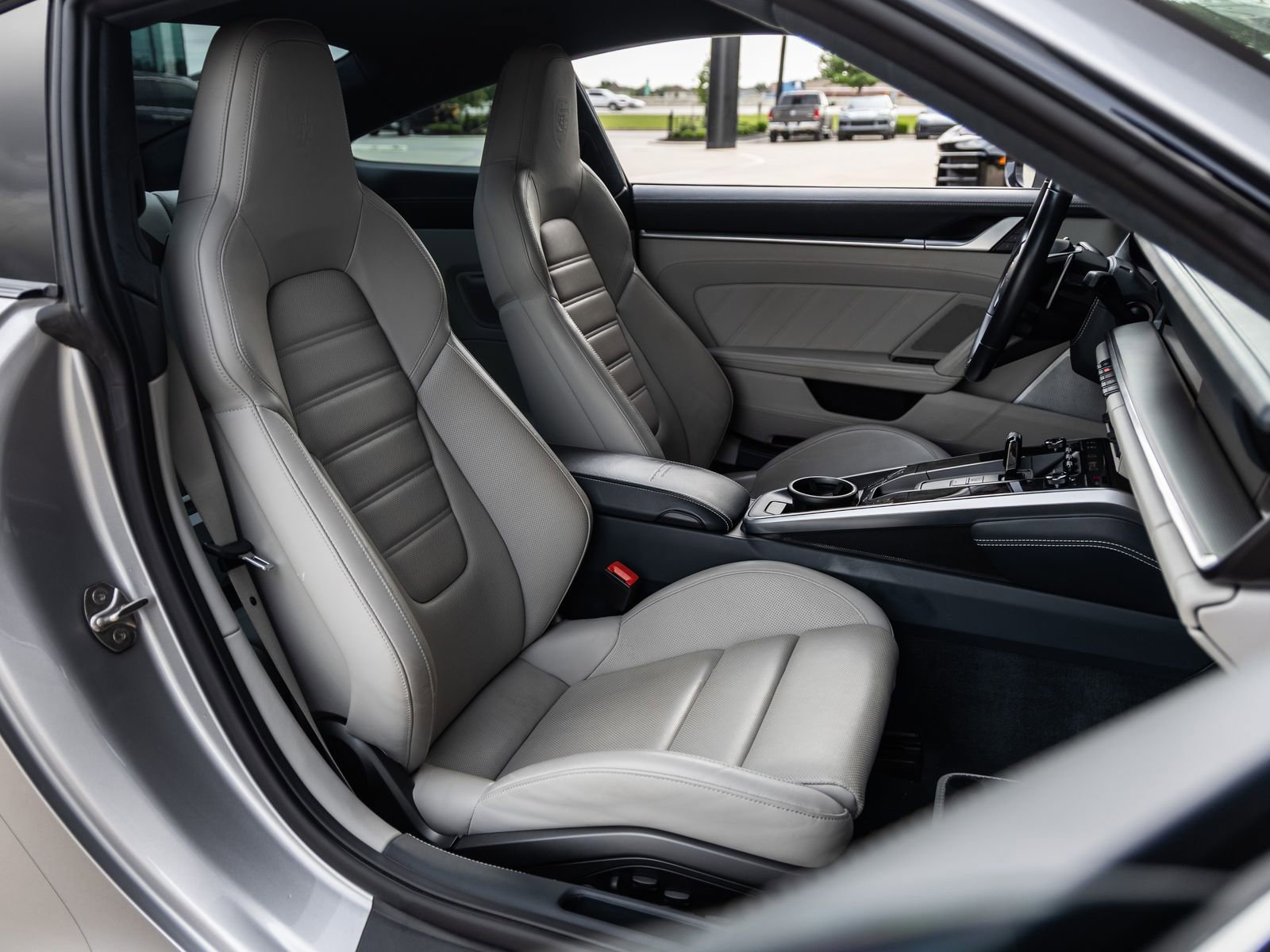 Used 2022 Porsche 911 Turbo S image 48