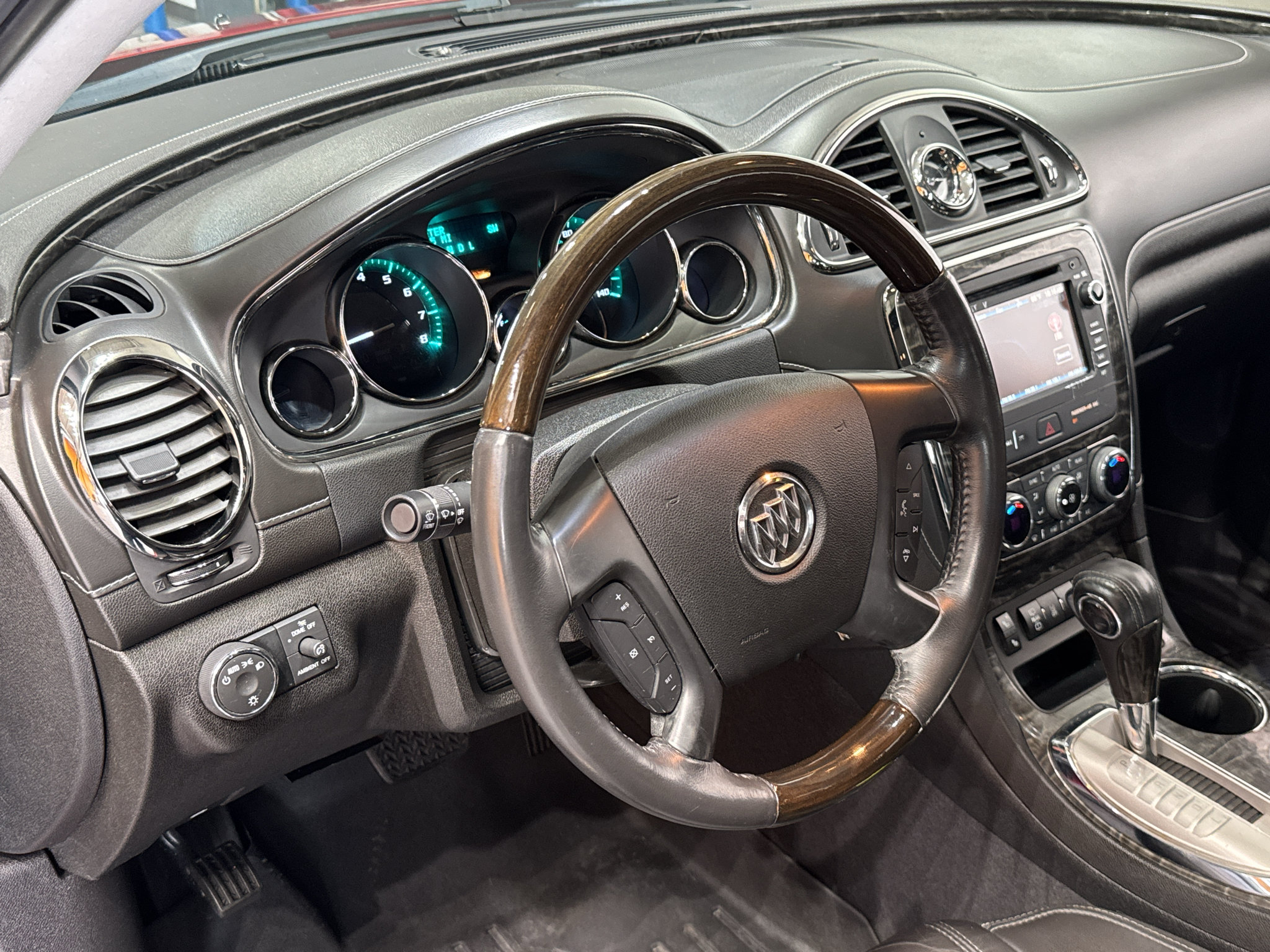 Used 2014 Buick Enclave Leather w/ Trailering Provision Package AWD/4WD image 18