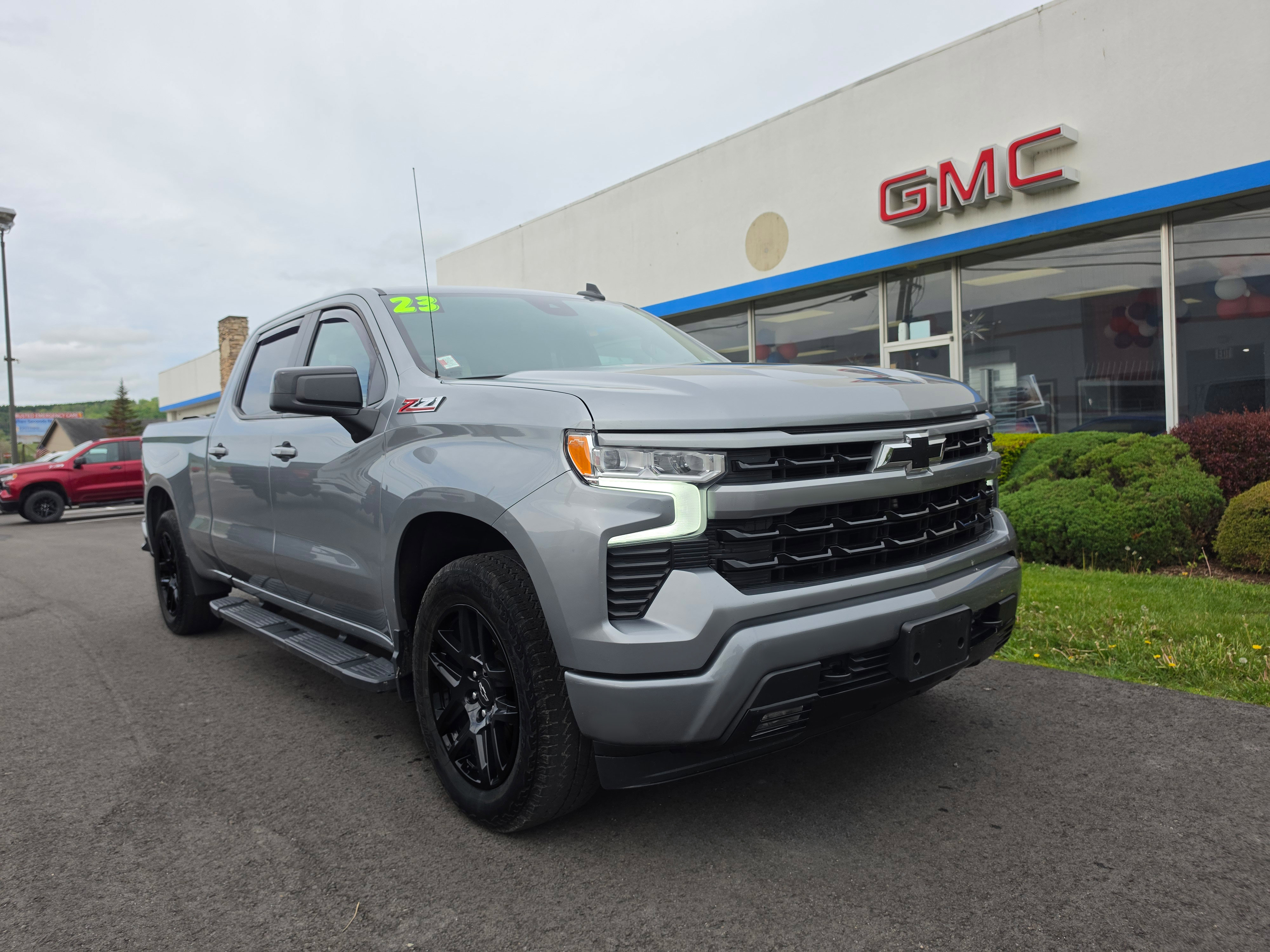 Used 2023 Chevrolet Silverado 1500 RST w/ Convenience Package II AWD/4WD image 1