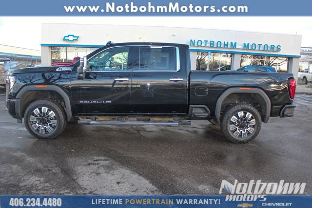 Used 2024 GMC Sierra 3500 Denali w/ Denali Reserve Package AWD/4WD image 3