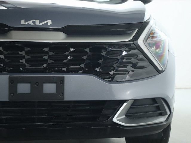 Used 2023 Kia Sportage EX FWD image 7