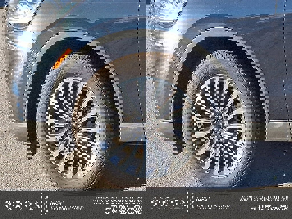 Used 2023 Lincoln Aviator Reserve w/ Elements Package Plus image 8