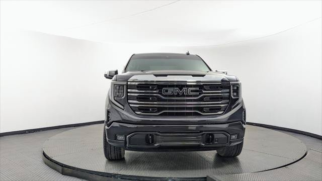 Used 2023 GMC Sierra 1500 SLT AWD/4WD image 12