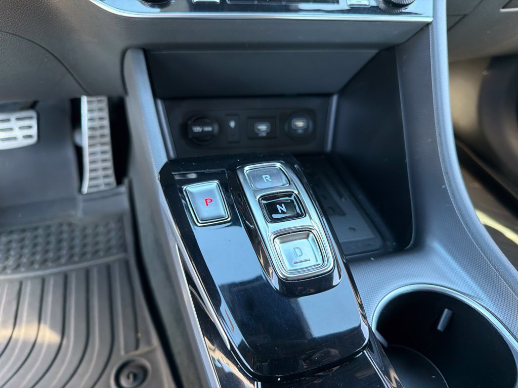 Certified 2021 Hyundai Sonata SEL Plus w/ Tech Package FWD image 18