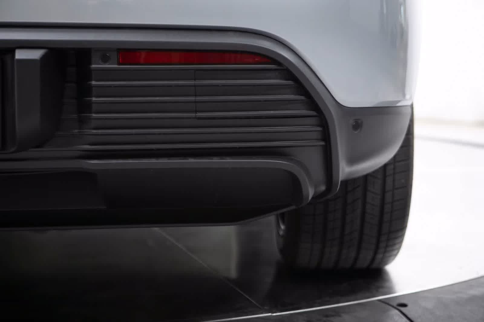 Certified 2026 Porsche Macan 4S Electric AWD/4WD image 20