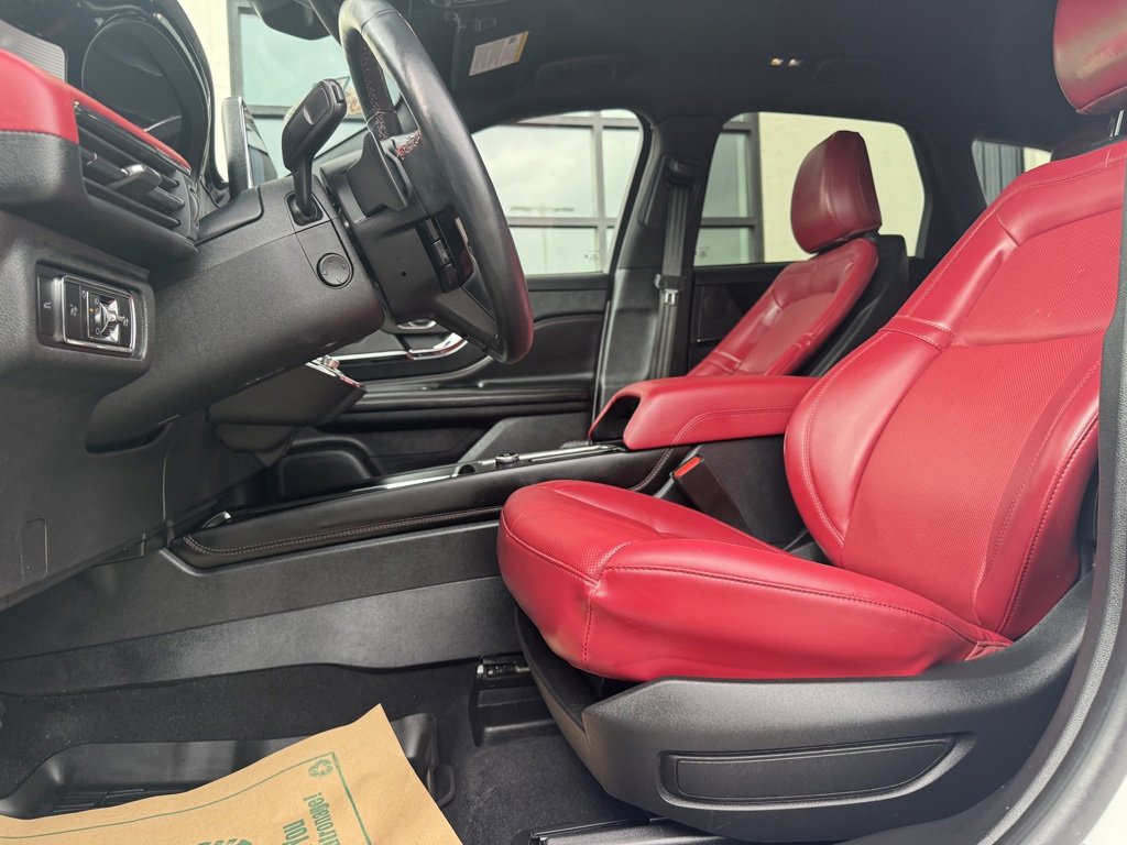 Used 2023 Lincoln Corsair Reserve w/ Equipment Group 201A image 10