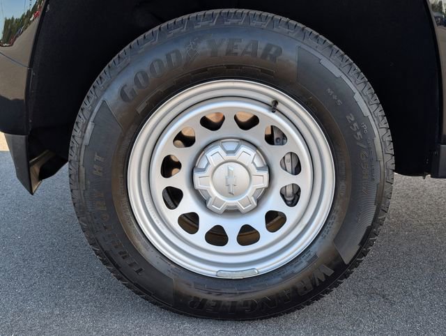 Used 2025 Chevrolet Colorado W/T image 13