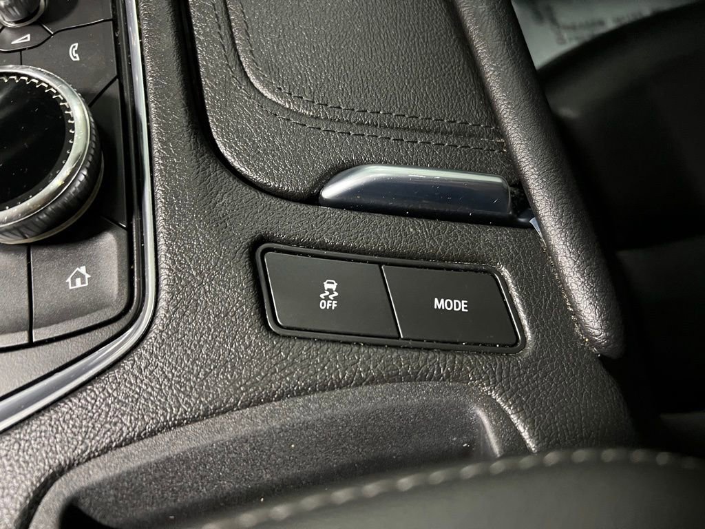 Used 2020 Cadillac XT5 Luxury image 36