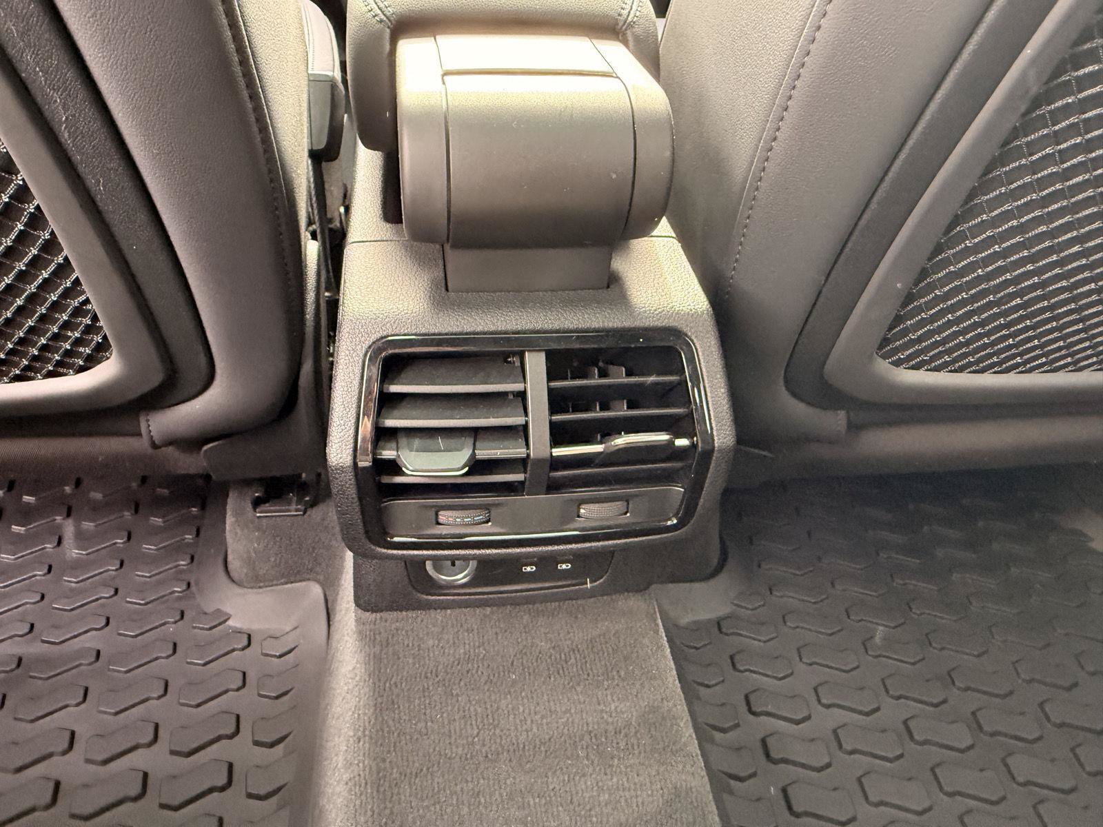Used 2023 Audi Q3 2.0T Premium Plus AWD/4WD image 23