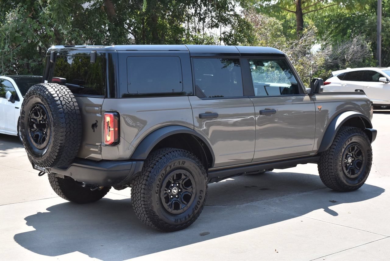 Certified 2025 Ford Bronco Badlands AWD/4WD image 7