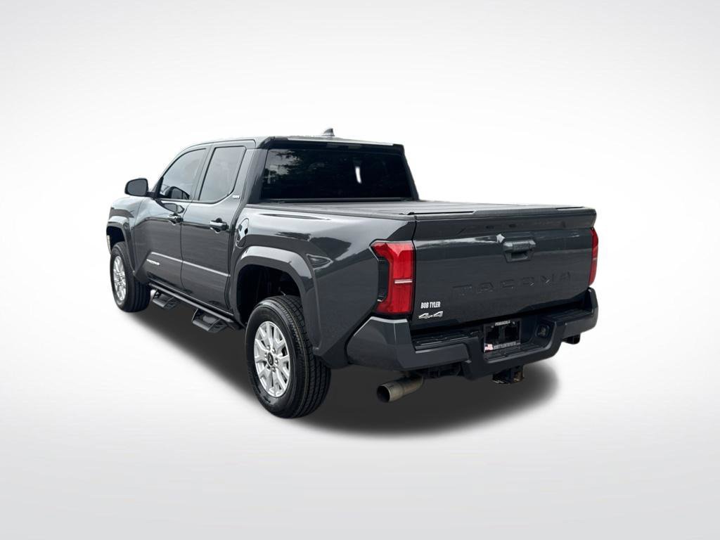 Used 2024 Toyota Tacoma SR5 AWD/4WD image 7