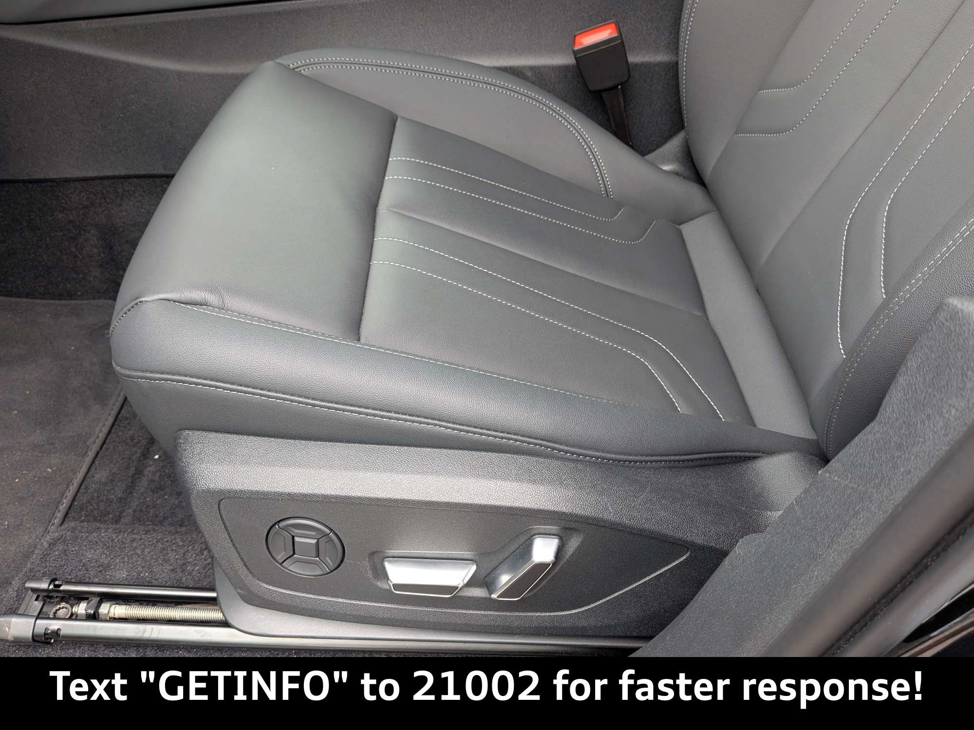 Used 2026 Audi Q3 quattro 2.0T w/ Driver Assistance Package AWD/4WD image 24