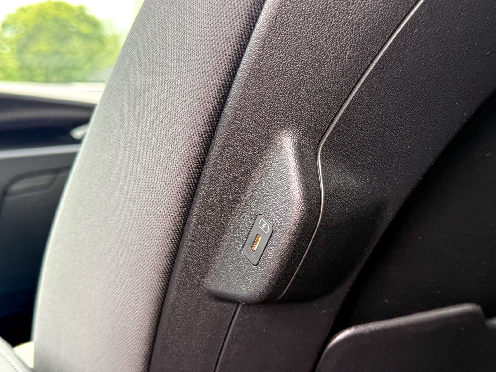 Certified 2025 Kia Niro LX FWD image 34