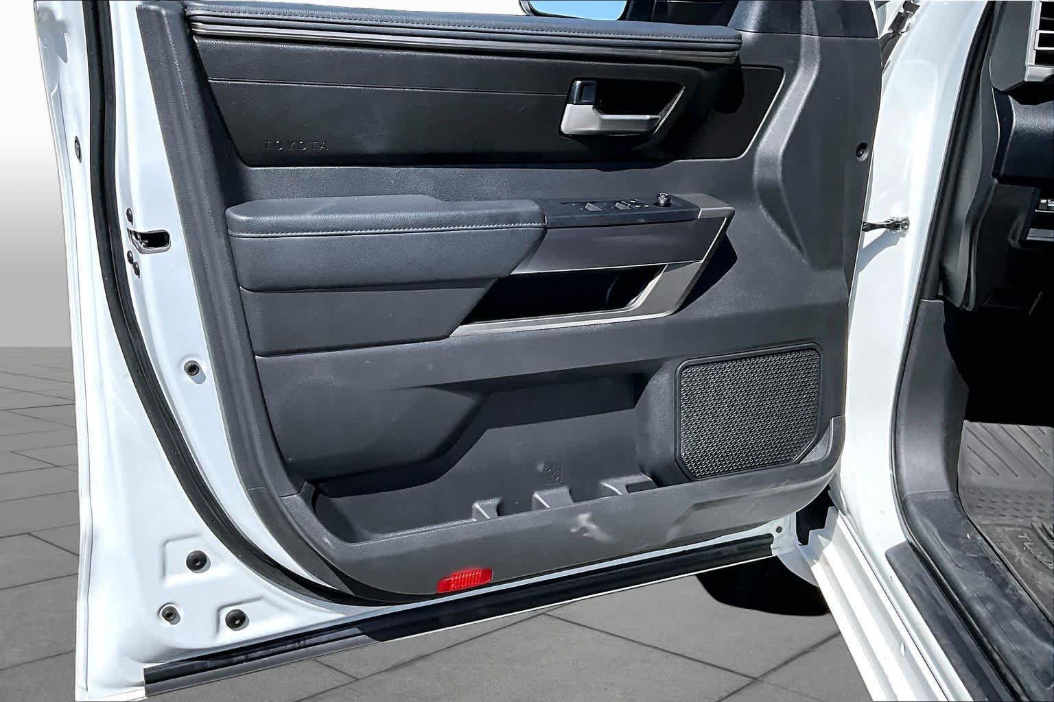 Certified 2025 Toyota Tundra SR5 AWD/4WD image 21