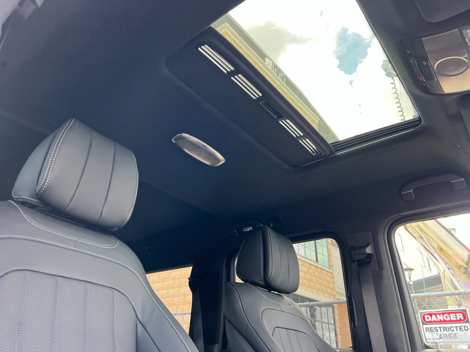New 2027 Mercedes-Benz G 580 e image 16