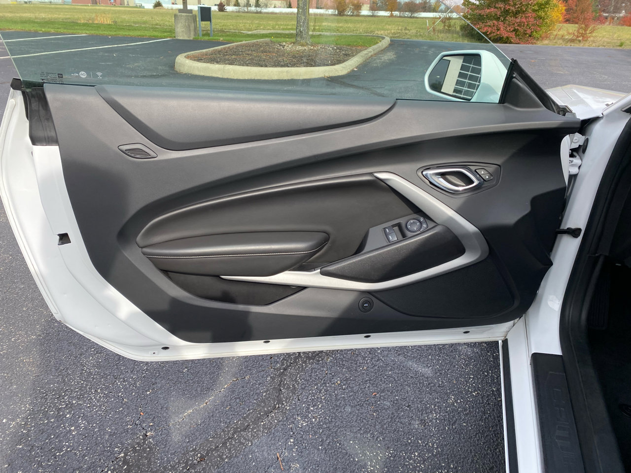 Used 2017 Chevrolet Camaro LT w/ RS Package image 11