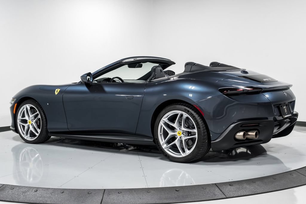 Used 2024 Ferrari Roma Spider RWD image 5