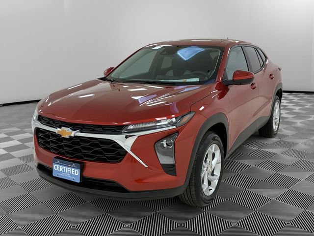 Used 2024 Chevrolet Trax LS w/ LS Convenience Package image 7