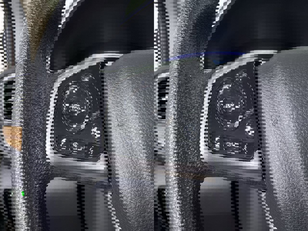 Used 2019 Honda CR-V EX image 28