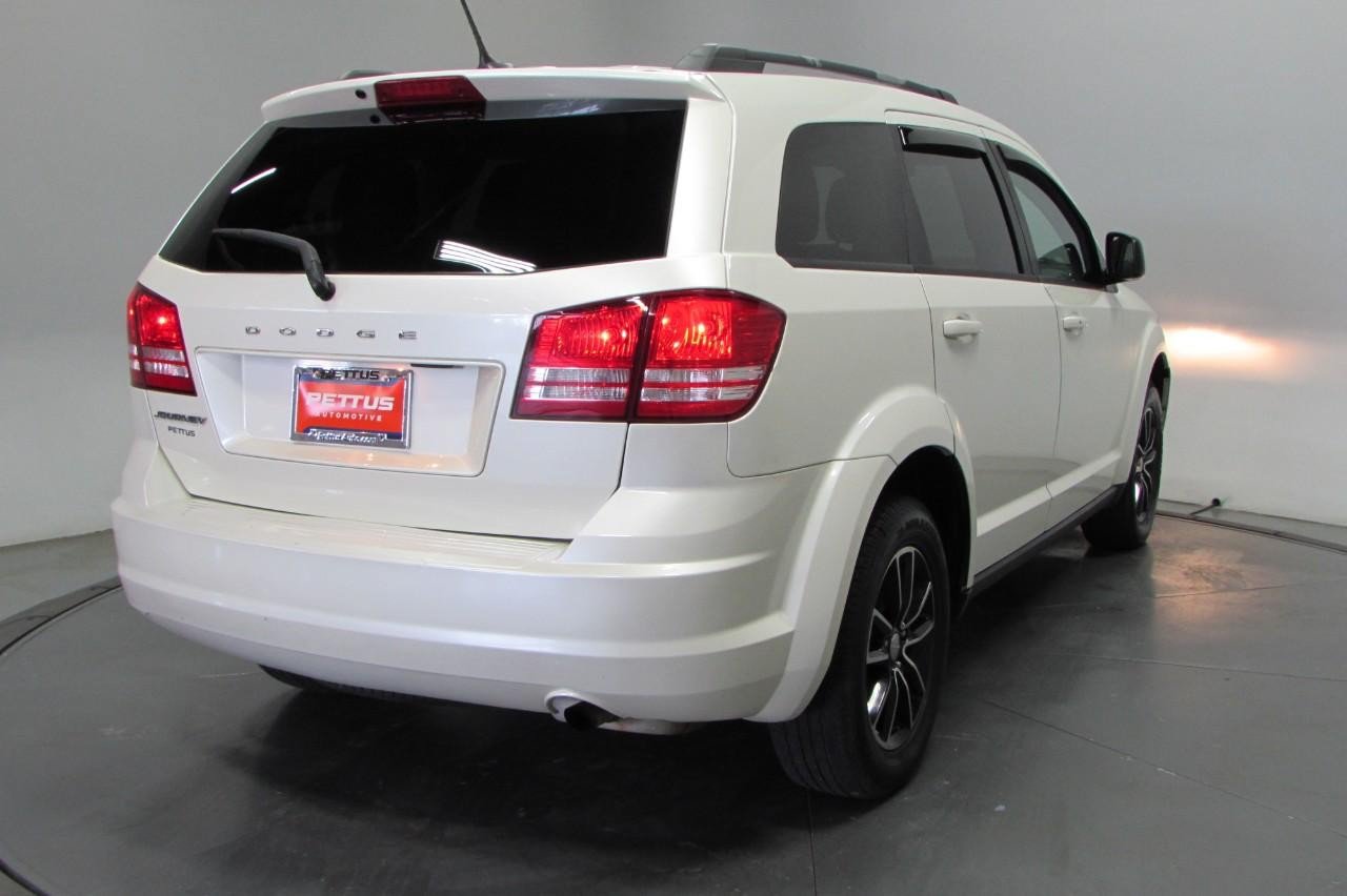 Used 2017 Dodge Journey SE FWD image 8