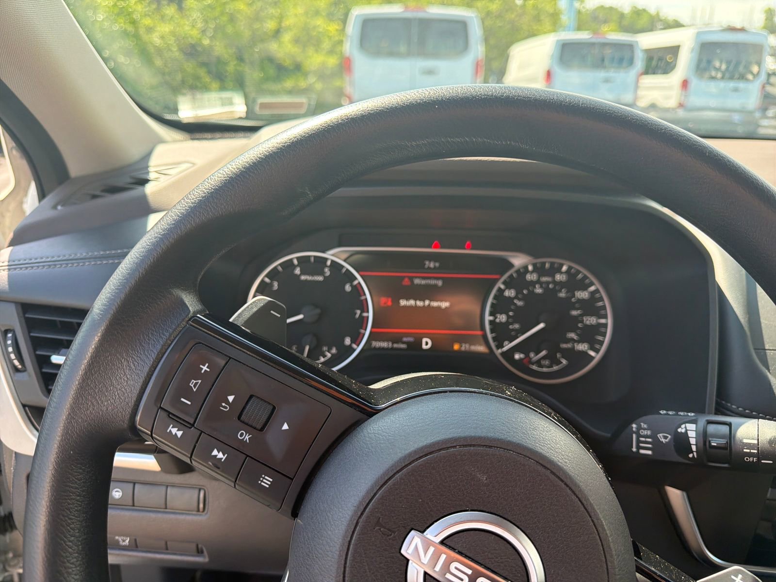 Used 2023 Nissan Rogue SV AWD/4WD image 12