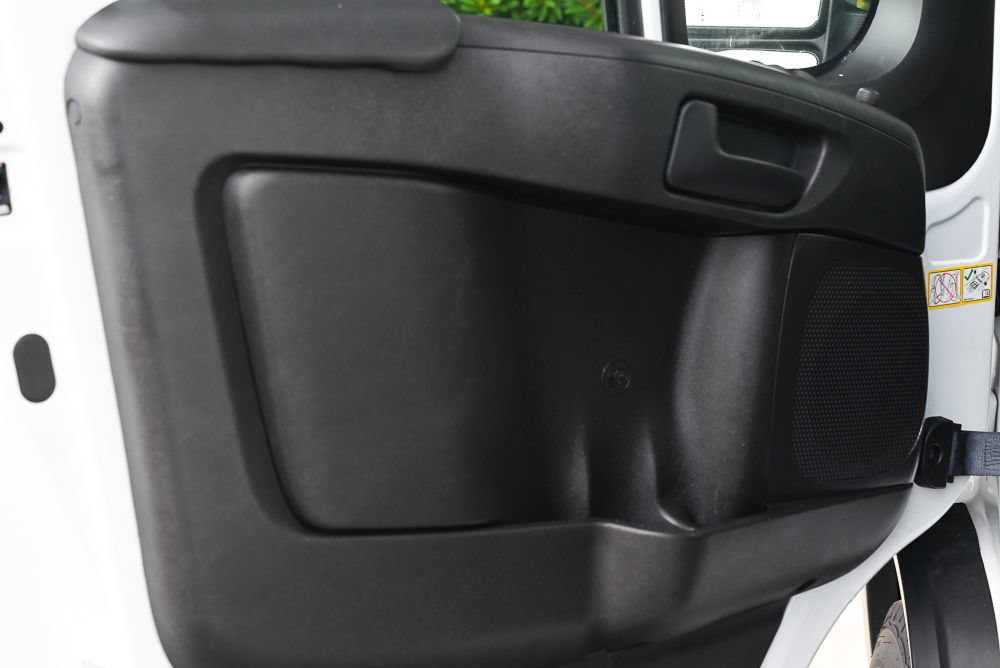 Used 2024 RAM ProMaster 2500 w/ Convenience Group FWD image 12
