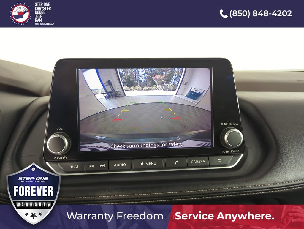 Used 2023 Nissan Rogue S FWD image 25