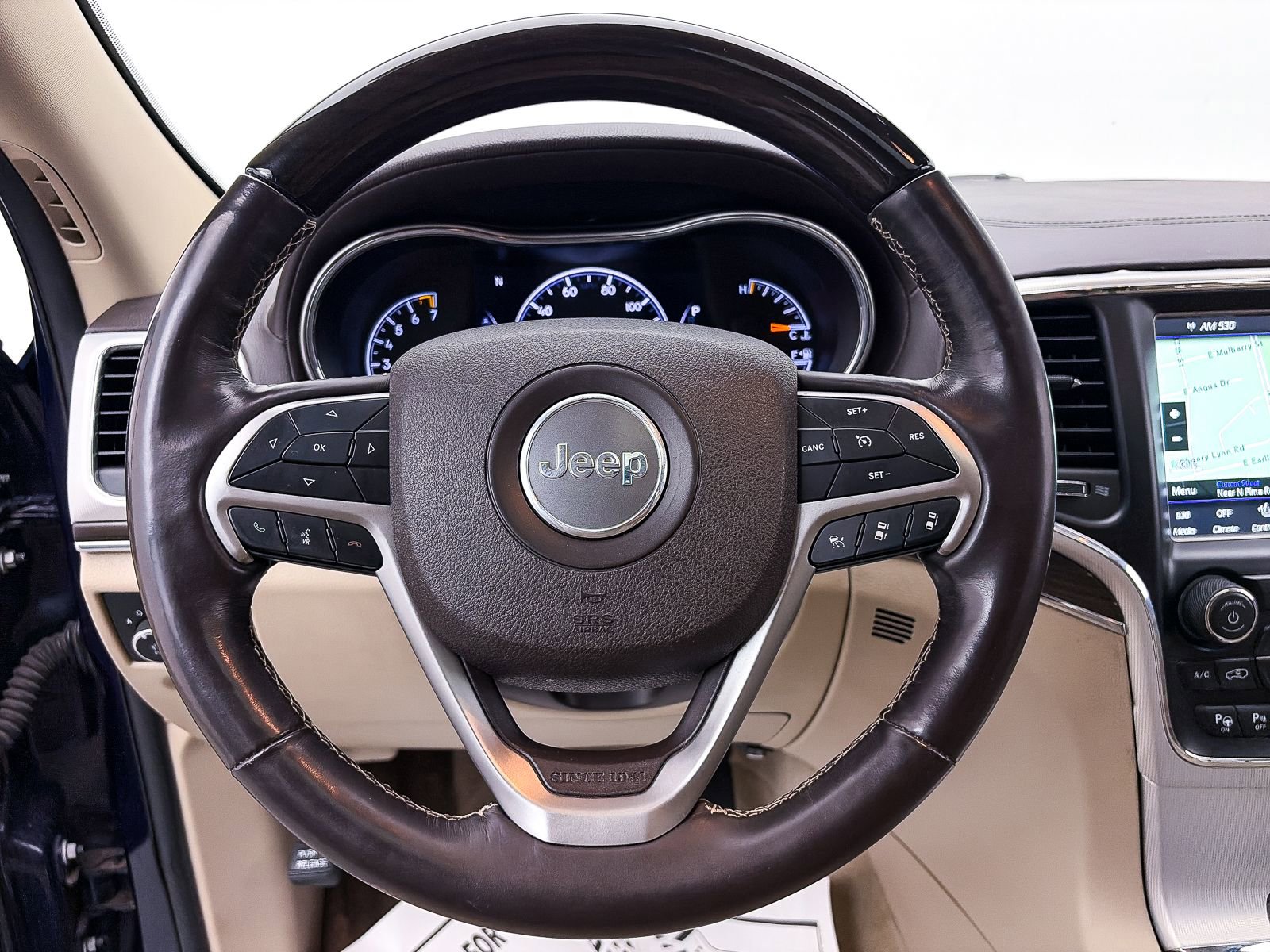 Used 2018 Jeep Grand Cherokee Overland image 30