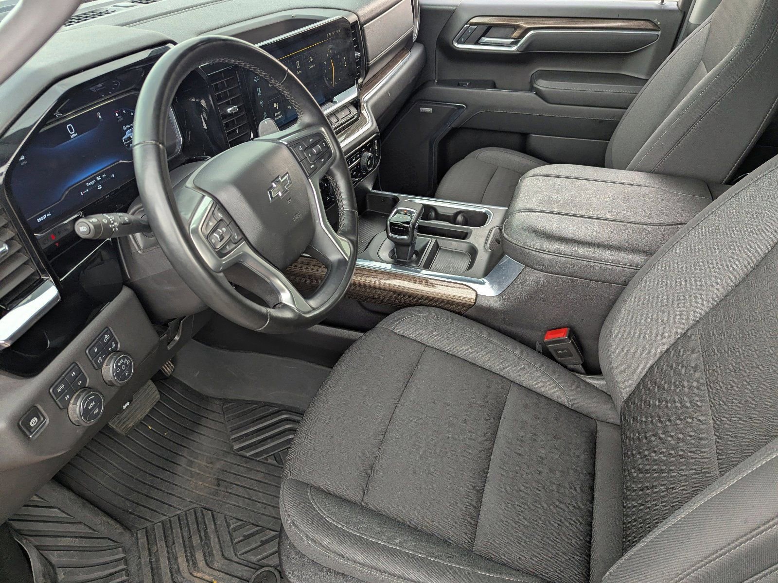 Used 2024 Chevrolet Silverado 1500 LT Trail Boss w/ Convenience Package II image 22