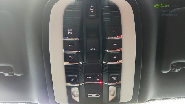 Used 2024 Porsche Macan w/ Premium Plus Package AWD/4WD image 79
