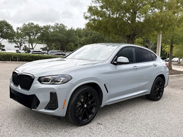 Used 2025 BMW X4 xDrive30i w/ Premium Package AWD/4WD image 7