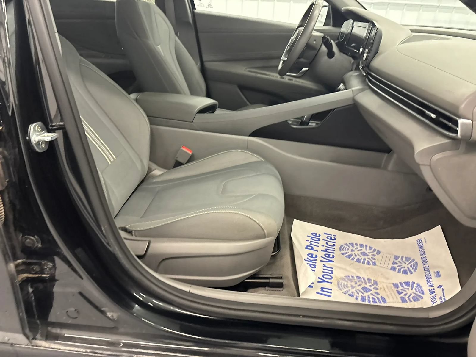 Used 2022 Hyundai Elantra SEL FWD image 44
