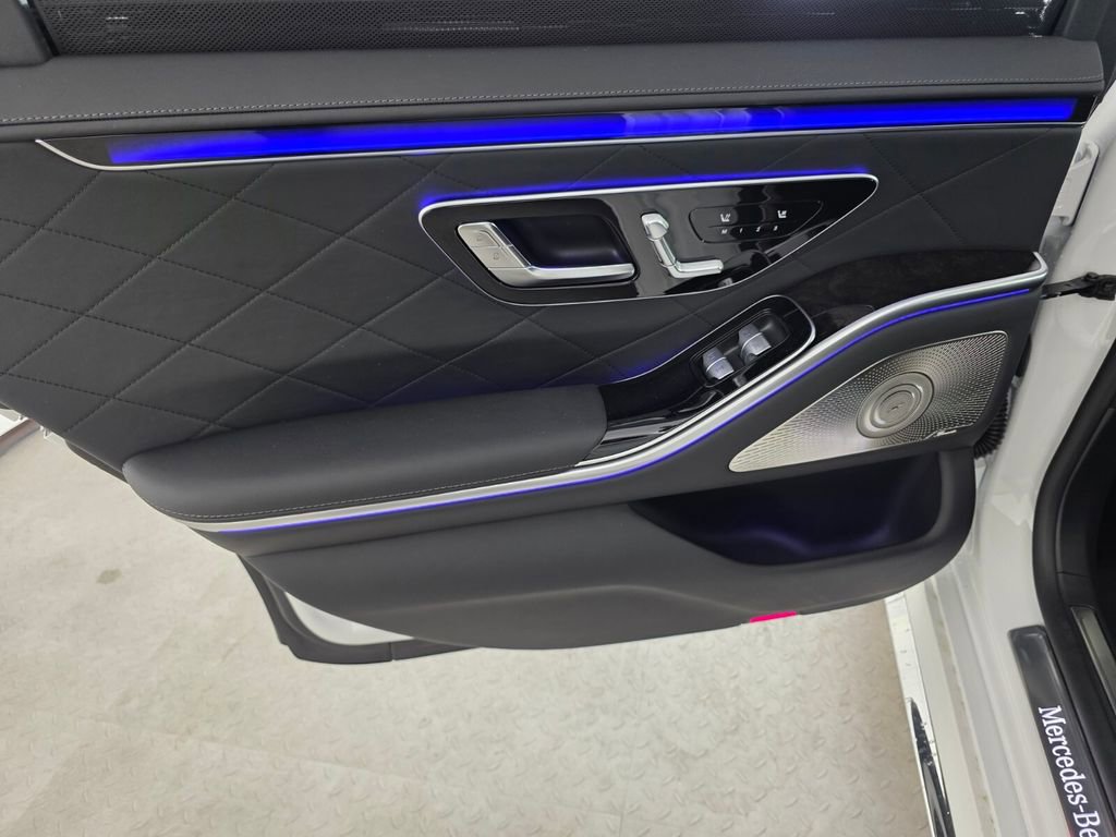 New 2026 Mercedes-Benz S 580 4MATIC Sedan image 13