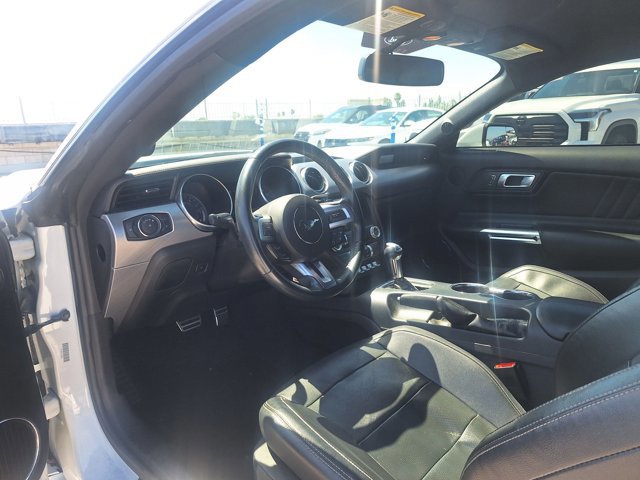 Used 2018 Ford Mustang Premium RWD image 9