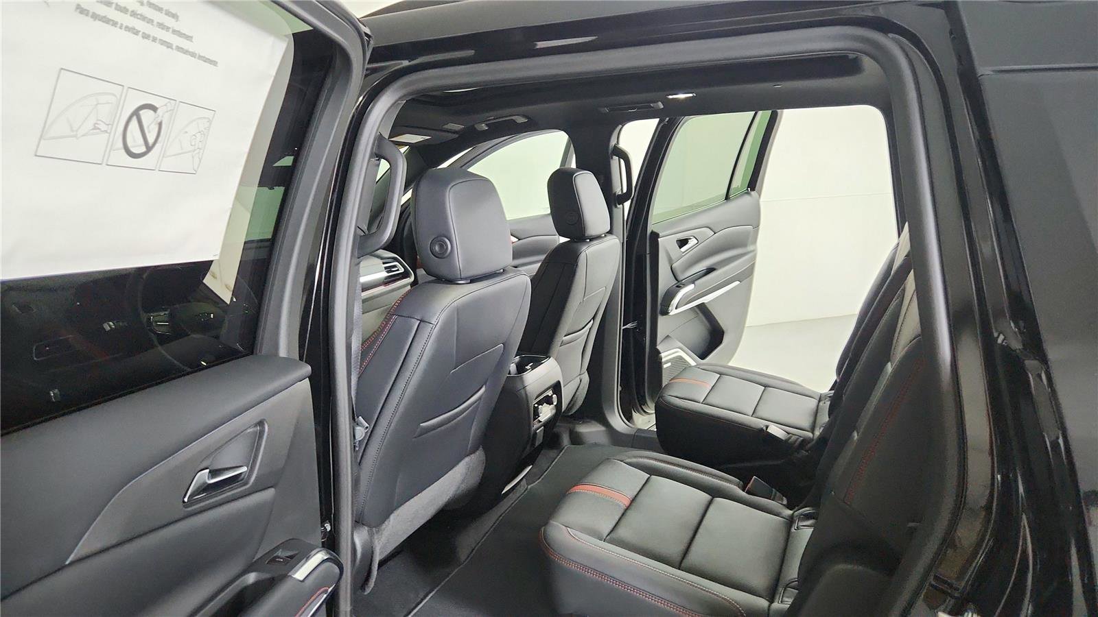 New 2026 Chevrolet Traverse RS AWD/4WD image 19