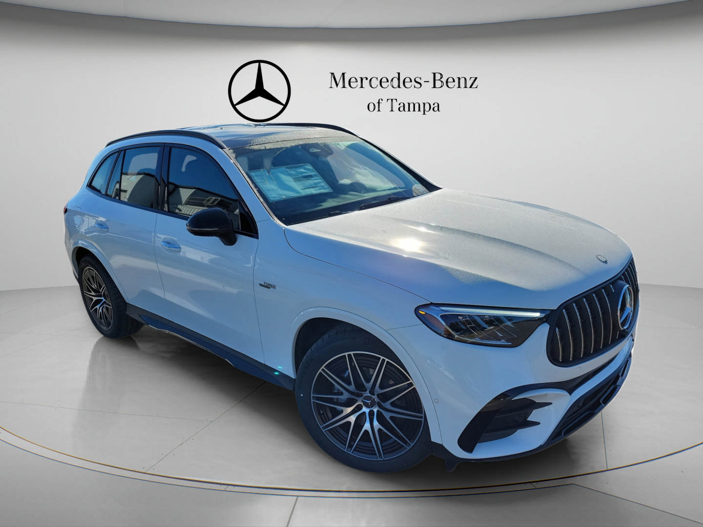 Certified 2026 Mercedes-Benz GLC 43 AMG 4MATIC image 4