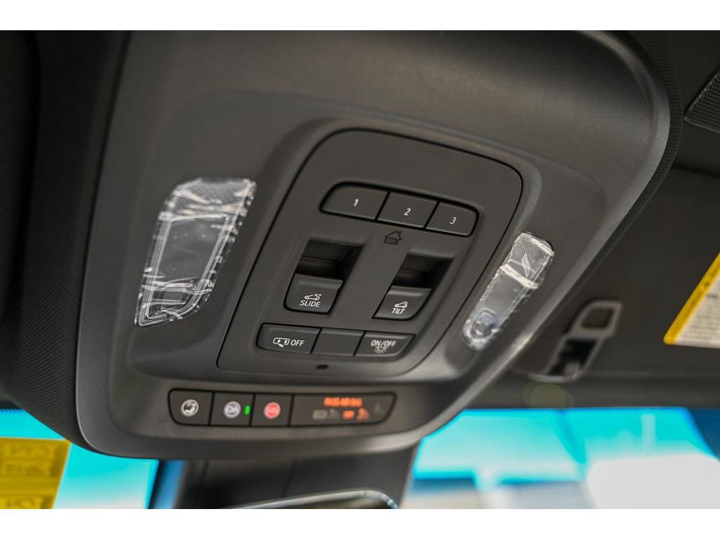 New 2025 Cadillac CT4 Premium Luxury image 36