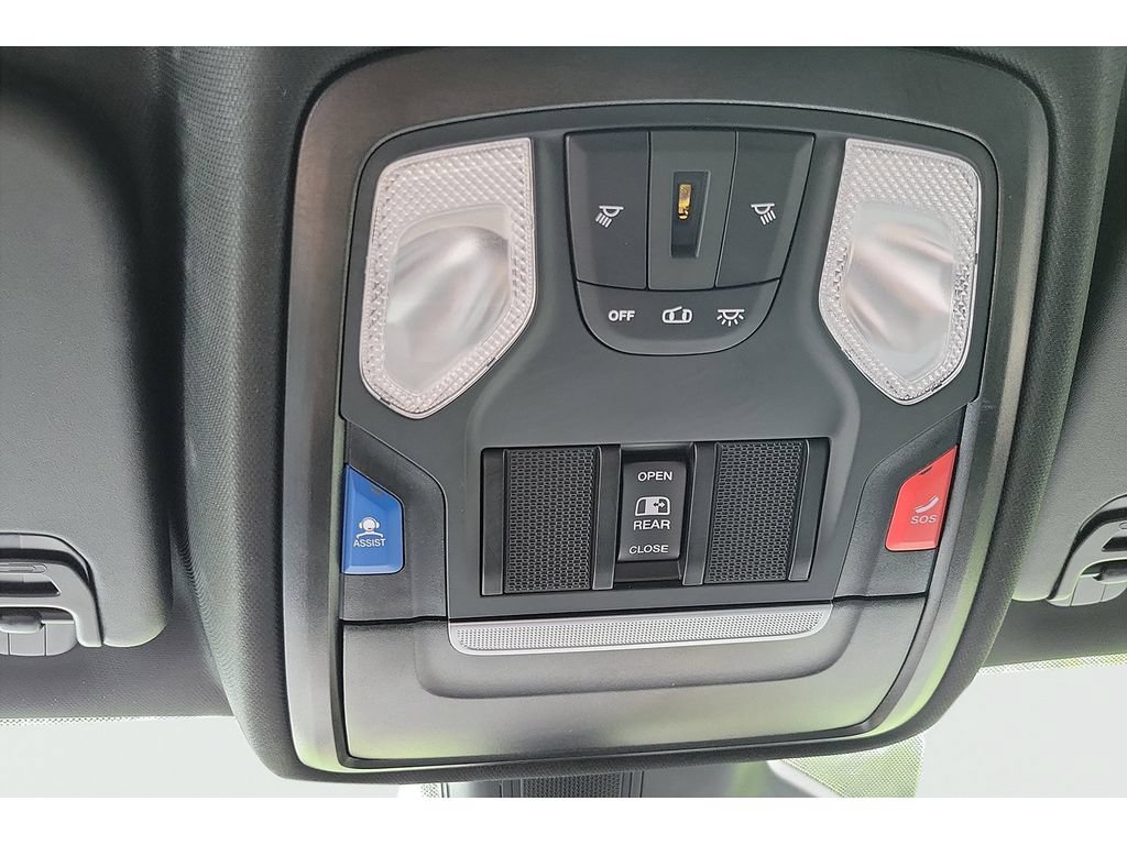 Used 2025 RAM 1500 Tradesman AWD/4WD image 17