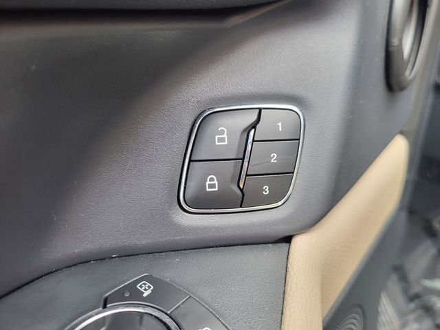 Used 2022 Ford Expedition Max Limited image 15