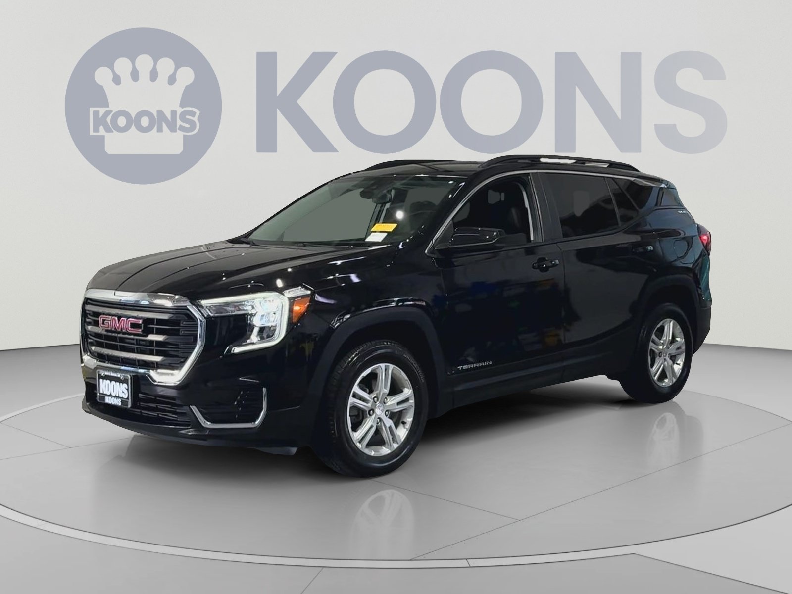 Used 2023 GMC Terrain SLE w/ Driver Convenience Package AWD/4WD image 5