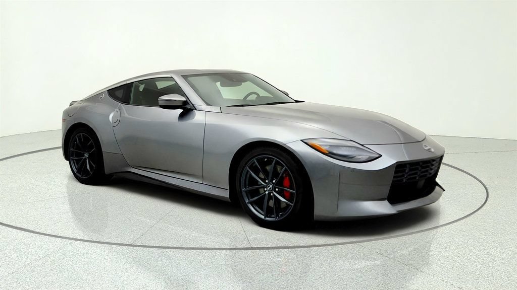 Used 2025 Nissan Z Performance w/ Floor Mat Package RWD image 3
