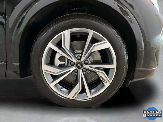 Used 2024 Audi Q4 e-tron Premium Plus w/ Premium Plus image 32