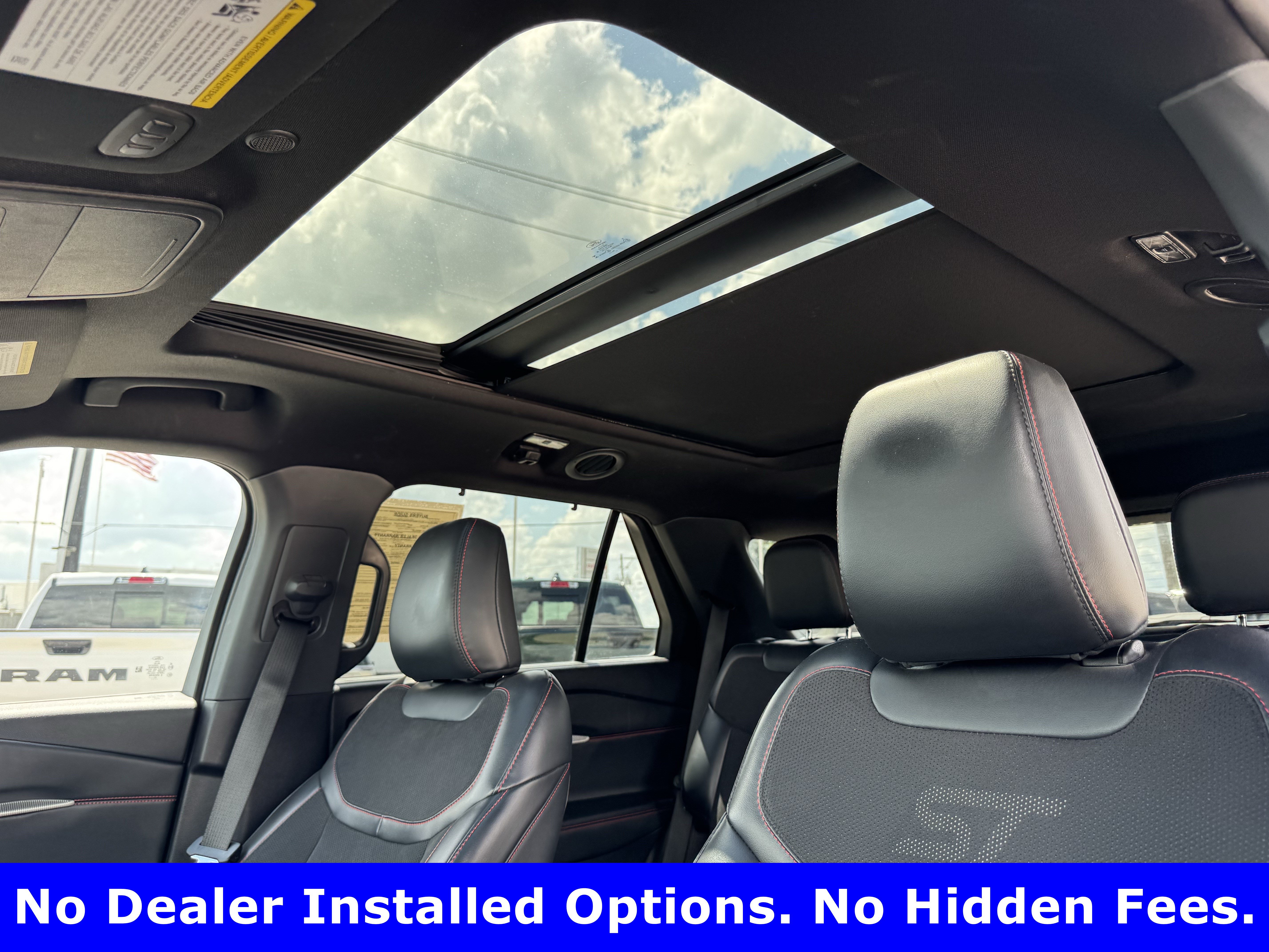 Used 2025 Ford Explorer ST AWD/4WD image 22